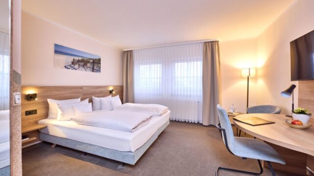 Hotelzimmer_Hotel_Erfurt_Event_Familienfeier_compressed